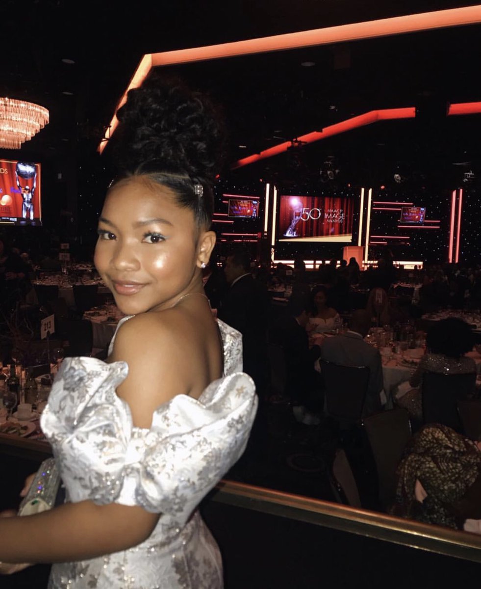 layahayes's tweet photo. Congrats to the entire Doc team! Yay! What an honor to accept the #ImageAward50 for #OutstandingChildrensProgram
THE DOC IS OUT~ thank you @naacpimageawards
Outfit: @BadgleyMischka
Shoes: @LouboutinWorld
Hair: @nzinganailz @915beauty
Makeup: Timarie
Stylist: Angela https://t.co/DF8Aky8fdr