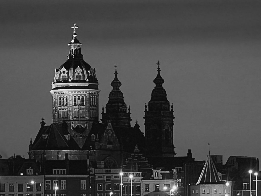 인간에게 꿈이 없다면 기다림은 한낱 고통일 뿐이겠지. 무언가를 기다리는 이들에게 기다림이 고통이 아니라 긴 설렘이자 잠시 미뤄진 기쁨이길 바라 본다. 서울에 가기까지 열 번의 미사를 남겨 둔 밤, 오늘의 <라틴어 한마디>는 이 문장. 

"spes agit mentem" 
- 희망은 정신을 자극한다