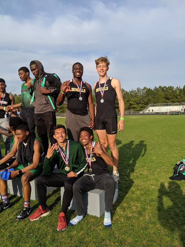 FuquayHSTrack's tweet photo. We also finished 2nd in the 4x400 meter!!! https://t.co/YXzEPjeXe9