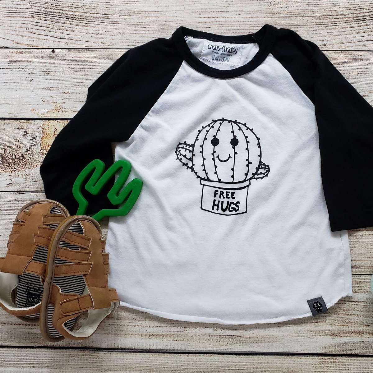 Who wouldn't want to cuddle such a cute little cactus? 😆🌵🌵

Grab one of our cactus raglan tees for your huggable little one today 😉

#chaosandcuddlesshop #trendybaby #trendykid #babyclothes #kidsclothes #hipsterbaby #hipsterkids #kidstyle #babystyle #smallshop #plantlover