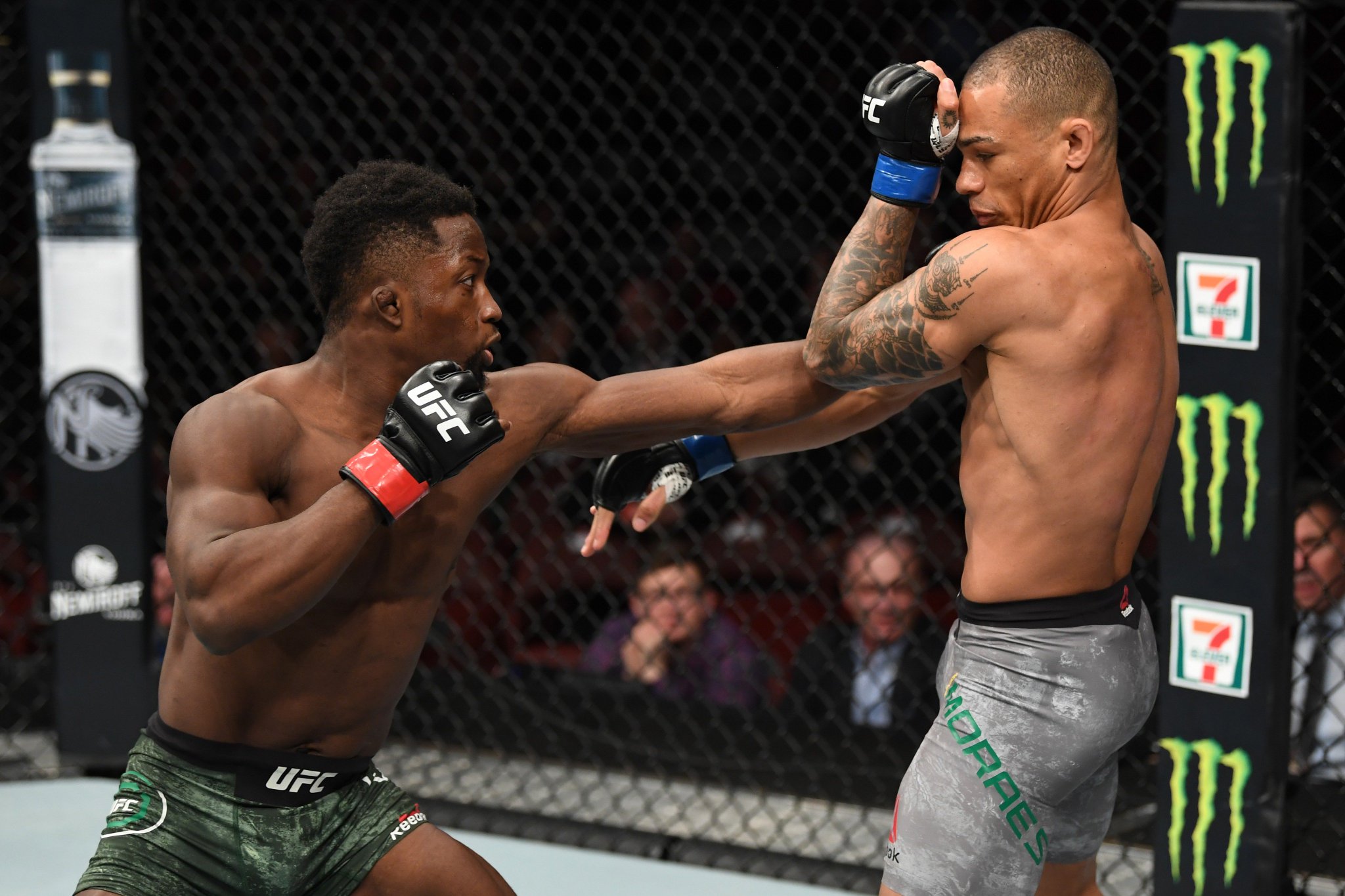 UFC on ESPN 2 ‘Barboza vs. Gaethje’ Results - Sodiq Yusuff Outworks Sheymon Moraes, Wins via Unanimous Decision -