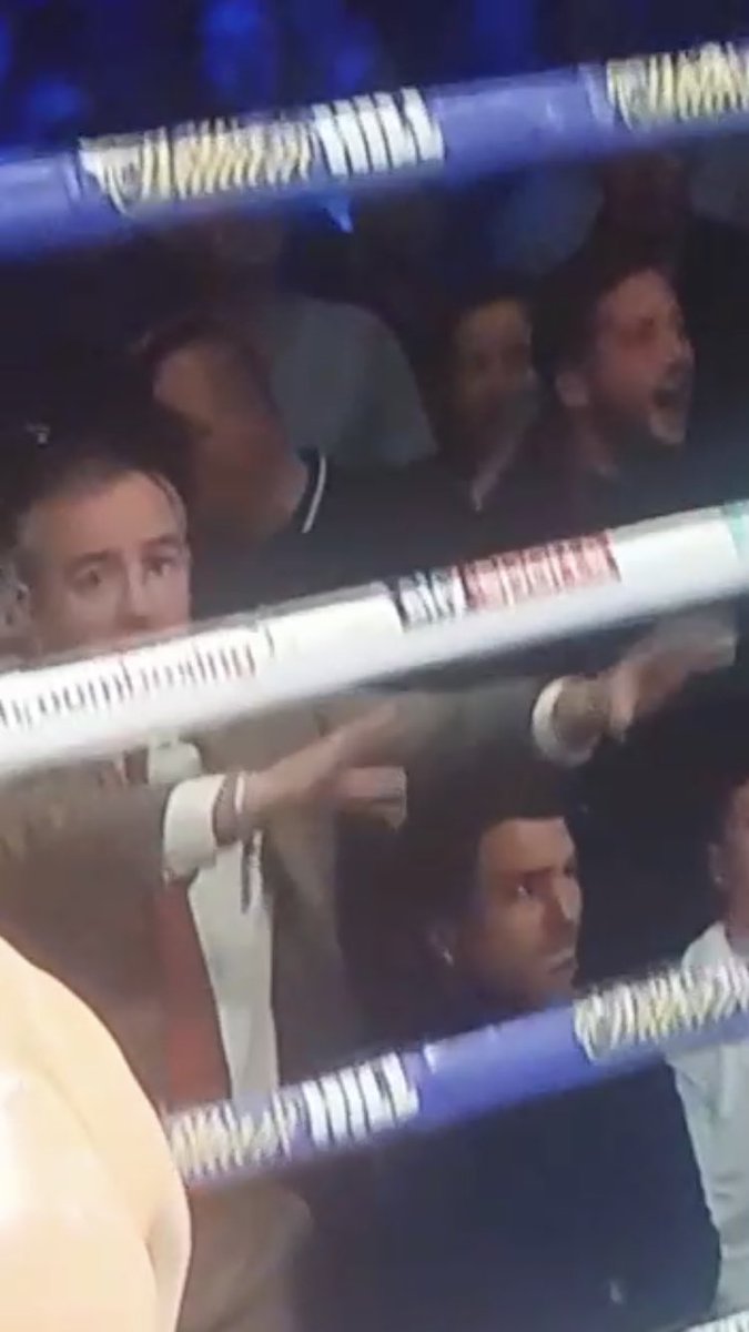 Hopkins86's tweet photo. @EddieHearn was that not suppose to happen Eddie? Face like a smacked ass when @Scottfitz91 dropped @afowler06 😭😭#fitzgeraldfowler https://t.co/4jep3qGwEL