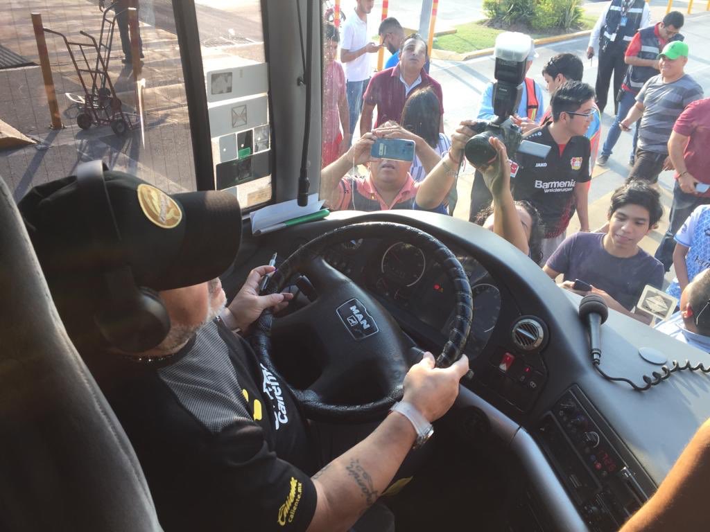 Dorados's tweet photo. 🚌 | ¡Llegamos a Tampico con chofer de lujo! 👊🏻😎 https://t.co/8kMs268Pkb