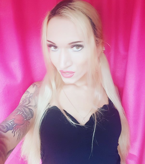 ✌ Big earring hoops at last 💋  #FrostyJeanne #tranny #blonde #gaijingyaru #transgender #transgirl #transwoman<a href="/tag/frostyjeanne"class="tags">#FrostyJeanne</a><a href="/tag/tranny"class="tags">#tranny</a><a href="/tag/glamour"class="tags"><span>#glamour</span></a><a href="/tag/tattoo"class="tags"><span>#tattoo</span></a><a href="/tag/blonde"class="tags"><span>#blonde</span></a><a href="/tag/girly"class="tags"><span>#girly</span></a><a href="/tag/transgender"class="tags"><span>#transgender</span></a><a href="/tag/sissy"class="tags"><span>#sissy</span></a>