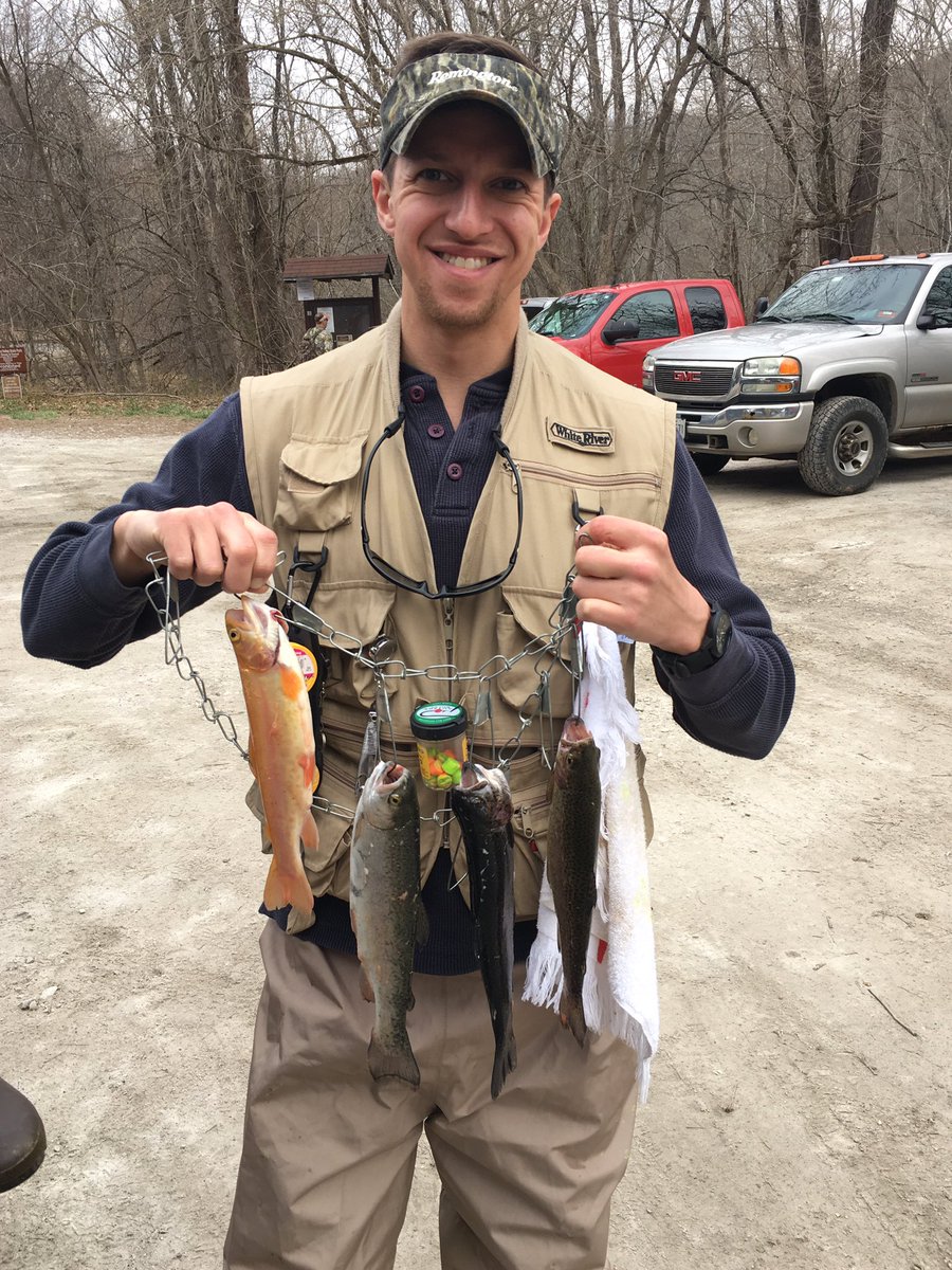 CACHILL's tweet photo. Give a man a fish, he eats for a day. Teach a man to fish and he expects a place to sleep, dinner, craft beer, rig his rod, make breakfast, clean the fish. #childrenproblem @s_chil https://t.co/jOp5u5KxDz