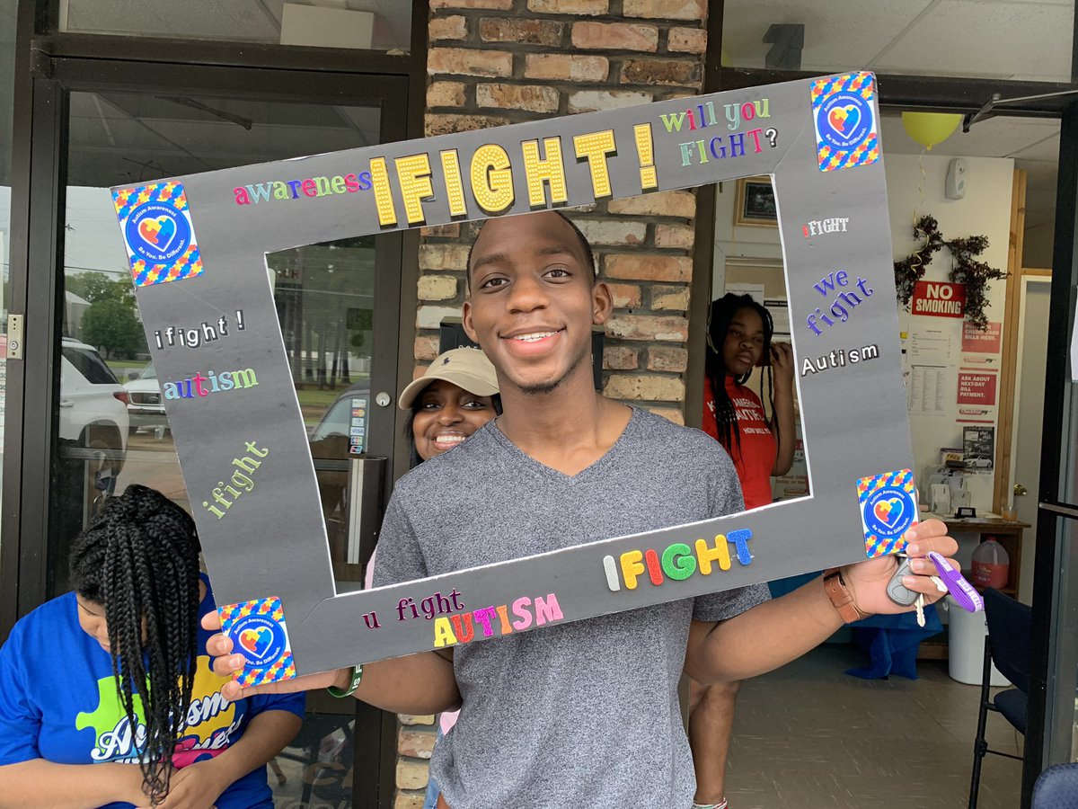Jamarcia1's tweet photo. #FightForAutism https://t.co/aWX2KMfYno