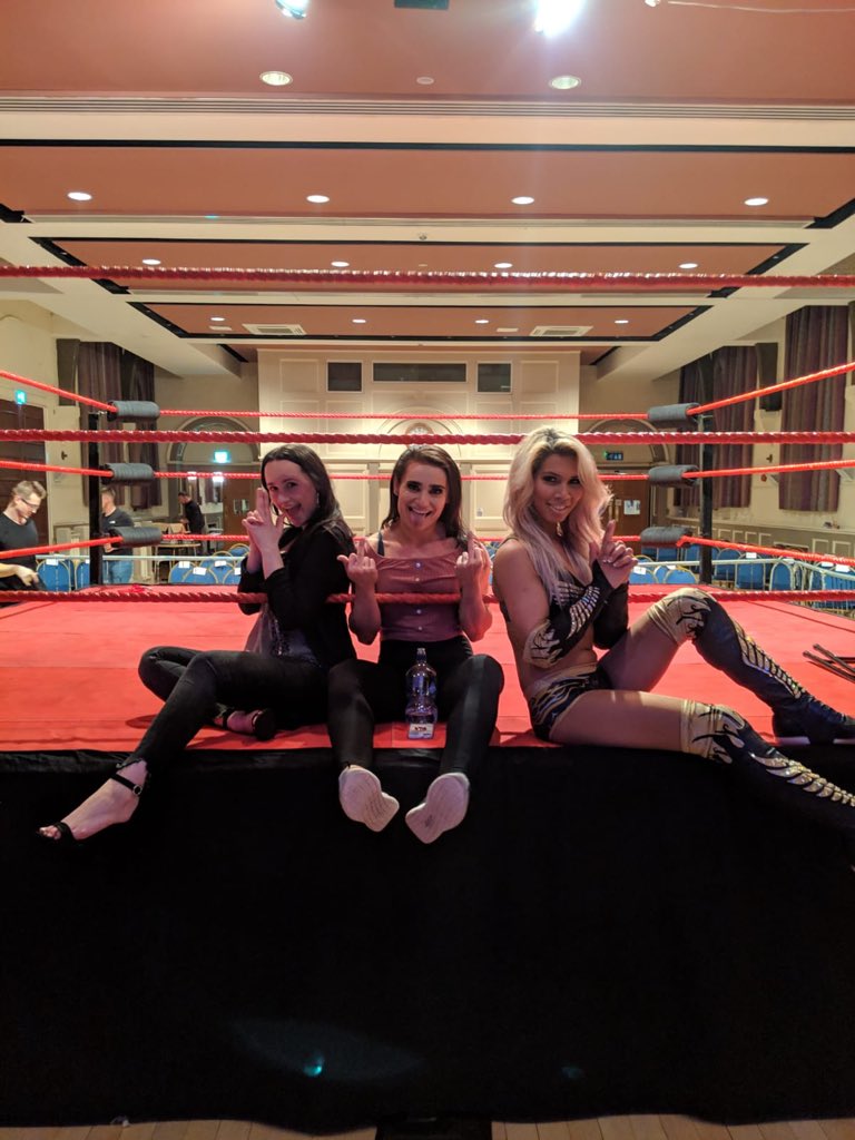 GiseleShaw08's tweet photo. Had loads of fun with @CSFWrestling tonight!! Got to tag with (Owen Wall) my first tag partner in @LanceStorm academy and 4 years later we’re still tagging! 
Always a blast being with my girls @jaidawrestling and @seleziyasparx Also fun meeting @toby_emery tonight. #swaforever https://t.co/08rb7e62dU