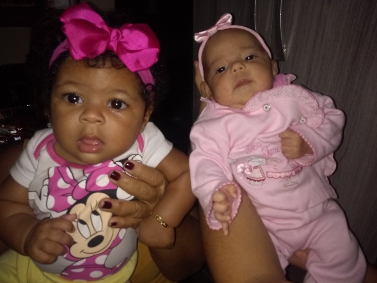 esdra_junior's tweet photo. Maya e Manu #Priminhas ❤️ https://t.co/TYS3mdzKc8