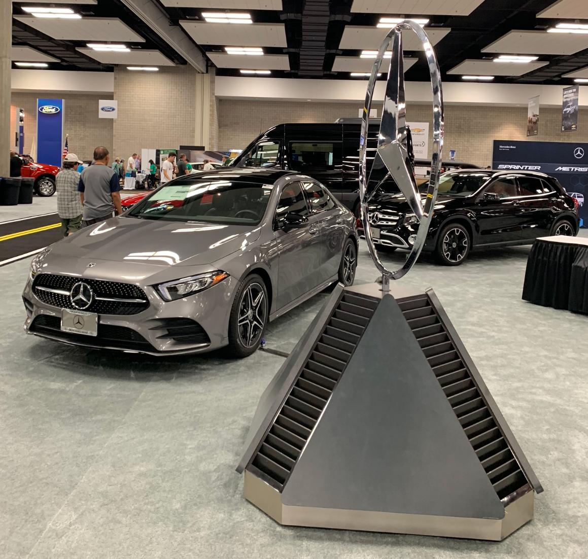 HawaiiAutoShow's tweet photo. The #Mercedes product specialists are here at the #HIAutoShow to answer all of your questions without sales pressure! https://t.co/Bk6cwjPosu