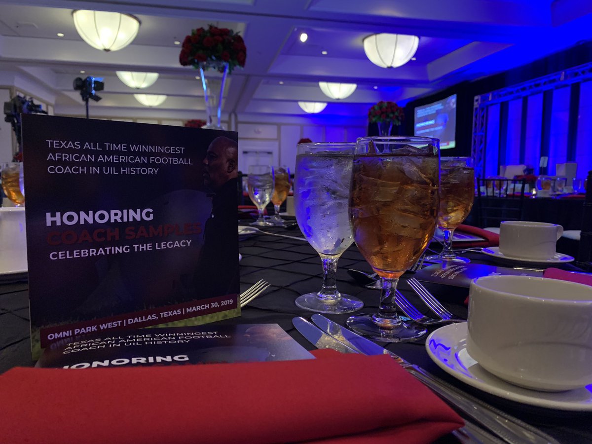JoeTrahan's tweet photo. He's a great coach and much better man.
A big night on tap honoring @Duncanville_Fb head coach Reginald Samples.
We will tell you all about it coming up on @wfaasports at 10
@DuncanvilleISD @omnihotel
#MCjT https://t.co/bR89ZKv2tL