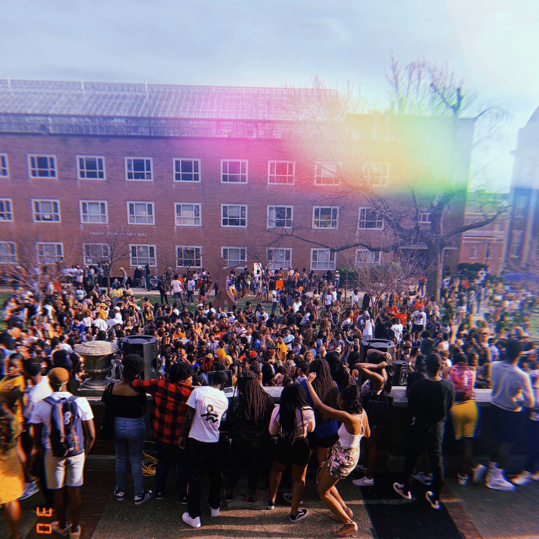 Howard University Springfest (BisonSpringfest) / Twitter