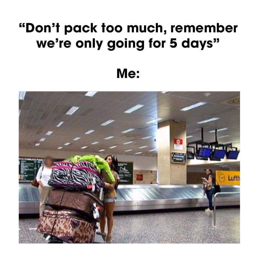 KristyLeighLuss's tweet photo. When you travel with @sarahenakamura !!!! #truth #thestruggleisreal #thisismylife #JordanCon #itsaBFFthing https://t.co/kyIBvScYuo