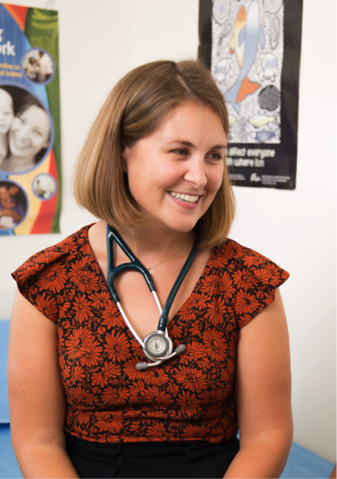 WomenDocs's tweet photo. Meet Dr Allison Hempenstall (@Dr_Hempenstall)...
'I am a doctor, teacher &amp; researcher. I live &amp; work alongside an incredible group of #islanddocs providing healthcare to those living in one of the most remote places in Australia: the Torres Straits.' #CelebratingWomenDocs https://t.co/vzKTaFQIR0