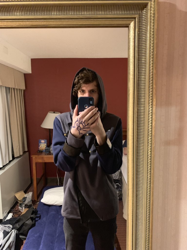 lutrogale's tweet photo. Been having fun at pax so far https://t.co/IZlWTiZNfL