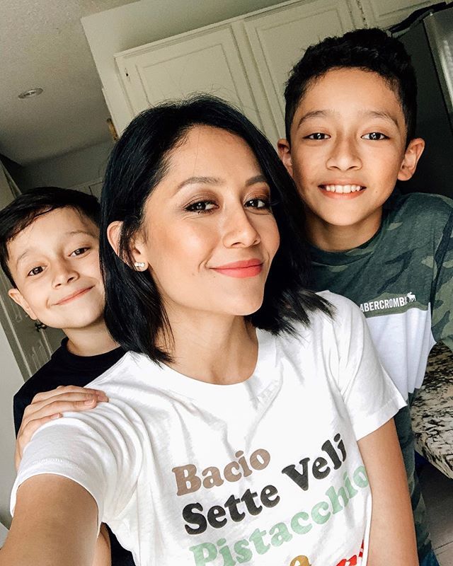 D_Craving's tweet photo. Ahh I just LOVE them💙 - I hope you guys are having a great weekend. We’re cozy in our bed after a yummy dinner and ready to watch a movie (or nap 😴) #lillybfam #boymom #identicaltriplets Ahh I just LOVE them💙 - I hope you guys are having a great weekend. We’re cozy in our be… https://t.co/ZQLcAZ0Tu8