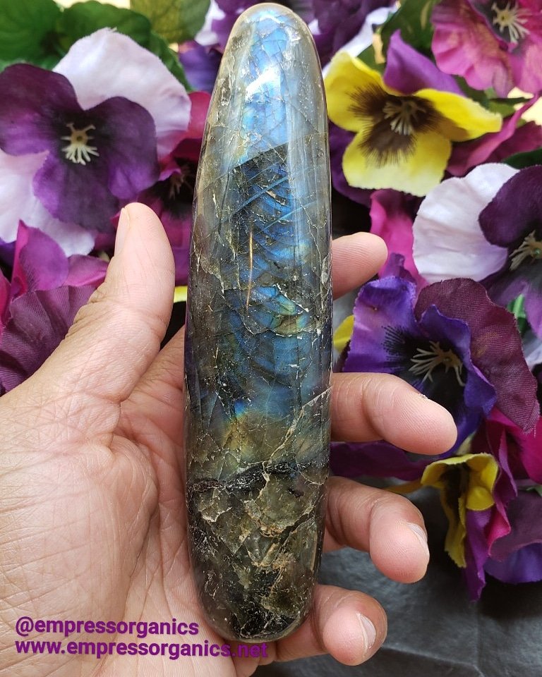 EmpressOrganics's tweet photo. #Labradorite #wand #labradoritewand #pleasurewand #yoniwand #massagewand #dildo #dlidowand #empressorganics #massagewands #yoniwands #wands #pleasurewands #sextoys #gemstones #crystals #chakra #chakras #yoga #yogi #meditate #meditation #higherconsciousness #raiseyourvibration https://t.co/05IuNRdwM5