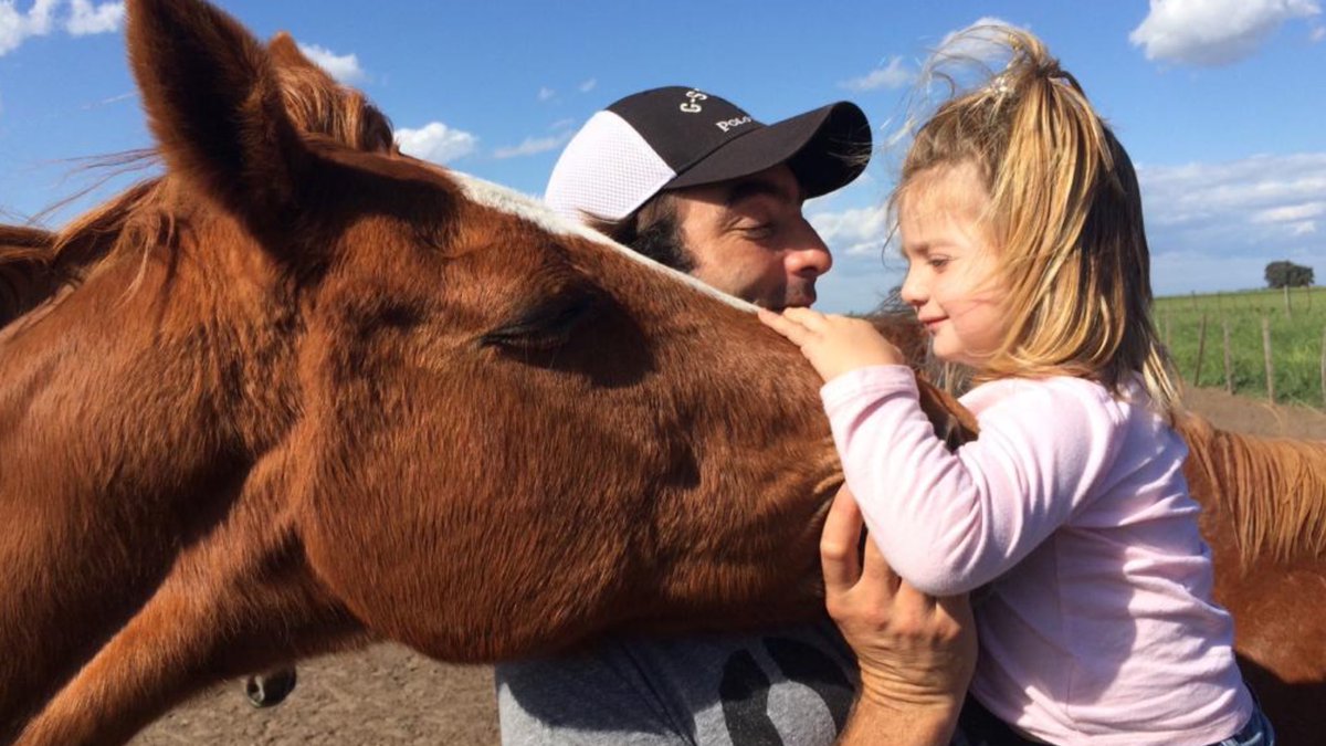 Hoy nos dejo la gran Silvi Caro La capital, te vamos a extrañar muchísimo Gracias x todos los momentos y satisfacciónes q nos diste QEPD  Gran Campeona SRA 92' BPP Palermo 96' BPP Tortugas 97' BPP Hurlingham 97' BPP Palermo 98' integrante de El Salon de la Fama            Gracias