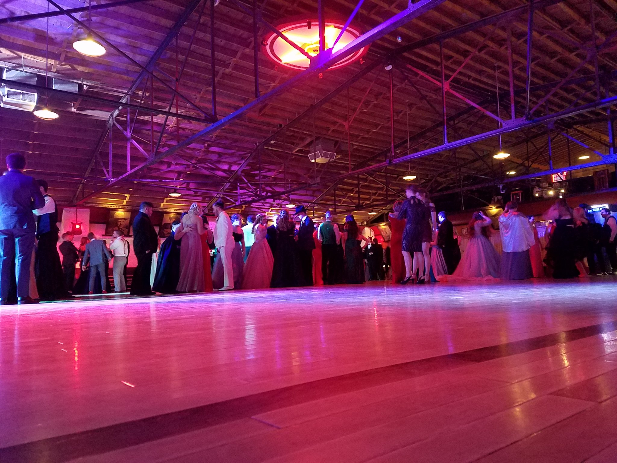 Collinsville Schools on Twitter "Collinsville HS Prom is in progress