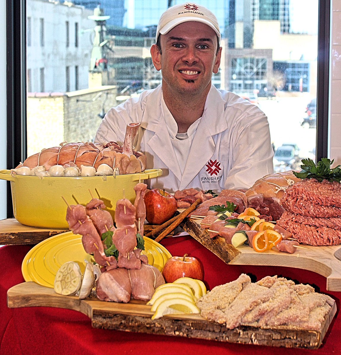 Troy61355587's tweet photo. Next up I butchered a pork leg for my entry in the contest for the World Butchery Challenge.  #wbcteamcanada @fanshawecollege @fanshawetourism @OntarioPork @WBCTeamCanada #canadasbestbutcher https://t.co/Inf8YedhOn