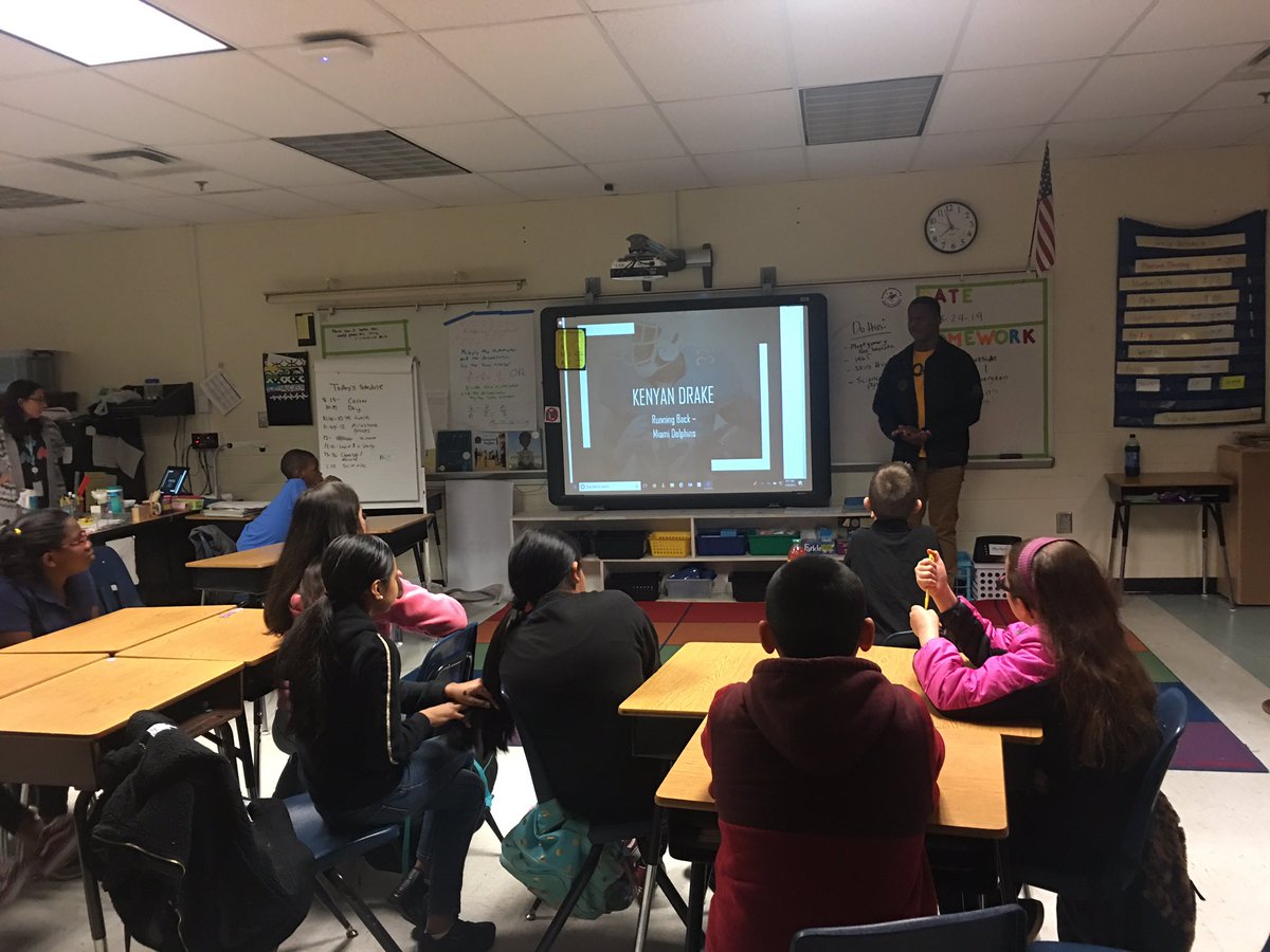 RSSCounselors's tweet photo. Thanks to our community career day was a success! #russellelementary #schoolcounselor #ccsd #ccsdcounselors #careerday #cobbcounty https://t.co/4Gn5adMSRN