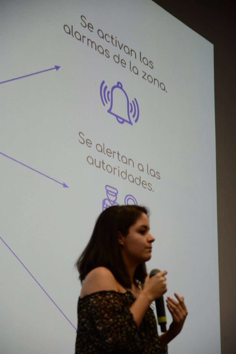 CreatonDDHH's tweet image. #Vigilante es una app que se vale del internet de las cosas para enviar alertas y activar alarmas que permitan prevenir actos de #ViolenciaDeGénero 
@USAIDMX @CNDH @IntPublica @Uber_MEX @CNDH @mexicoversus @marco_cancino #EnfoqueDH @MariaCarmen119 @isaaldu @AnaSalamandra