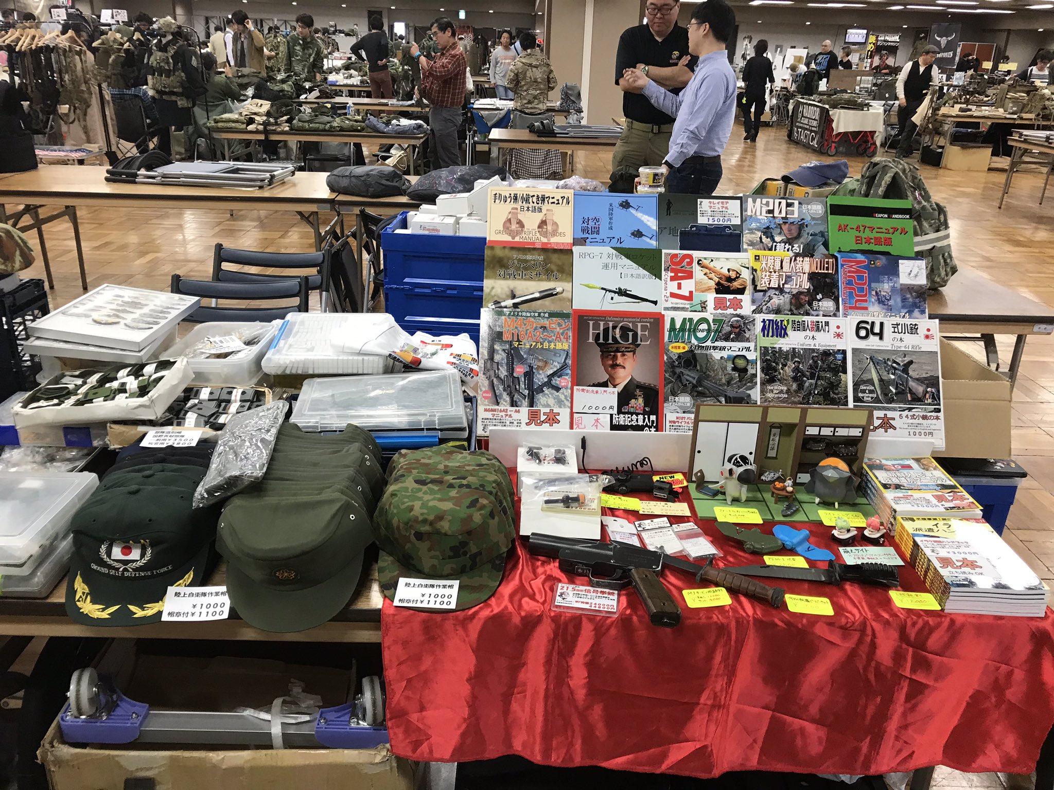 すてんがん工廠 米軍マニュアル製作中 ビクトリーショー Vショー 5f正面通路奥 Pxサイトー すてんがん工廠準備完了 10開場との事です ヒゲはそのうちに来ます T Co Td7jpotr5u Twitter