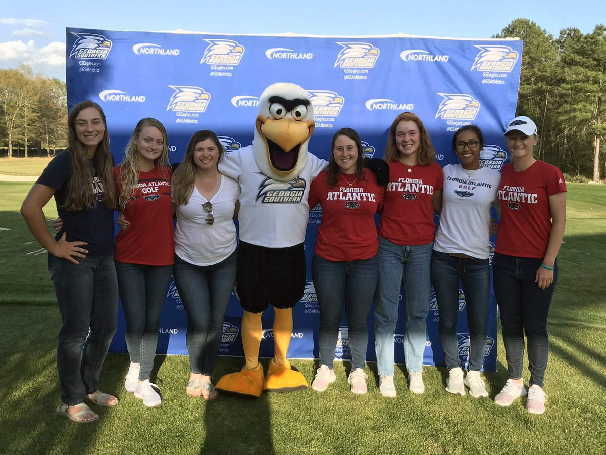 StrutterInvite's tweet image. The pre tournament dinner is complete! The ladies received their tumbler tee gift, ate some cookie cake, and got to hang out with GUS! We are ready to go 8:30 tomorrow morning with a shotgun start. #TheStrutter