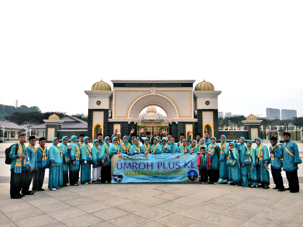 Umroh Maqbul Pt Alhijaz Indowisata Umroh Maqbul Pt Alhijaz Indowisata