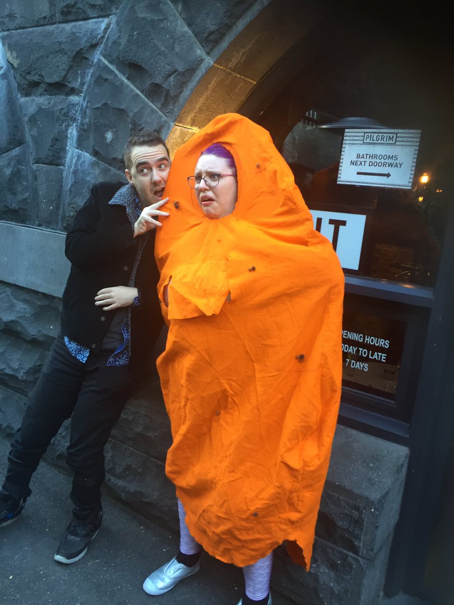 <a href="/BaldwinAlistair/">Alistair Baldwin</a> <a href="/PotatoesComedy/">SweetPotatoesComedy</a> @woahalyssa_ Thank you for coming to the show! No thank you for trying to eat me.