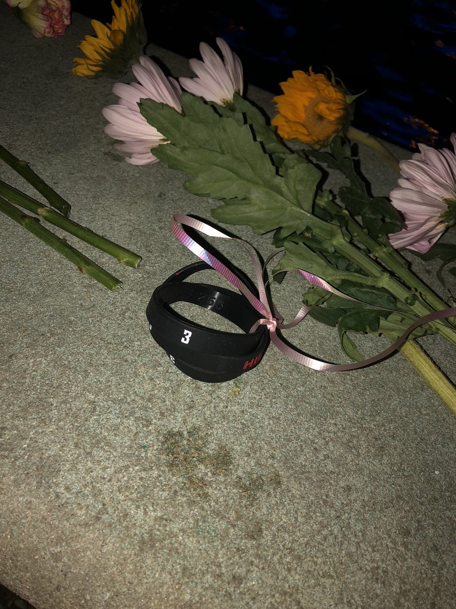 ryan_hilinski's tweet photo. Prayers for Samantha Josephson, her family and loved ones. Remembering her tonight. Gamecock Family is as tight as ever. #USCStrong 🤞🏻❤️ https://t.co/zxicKla8Ck