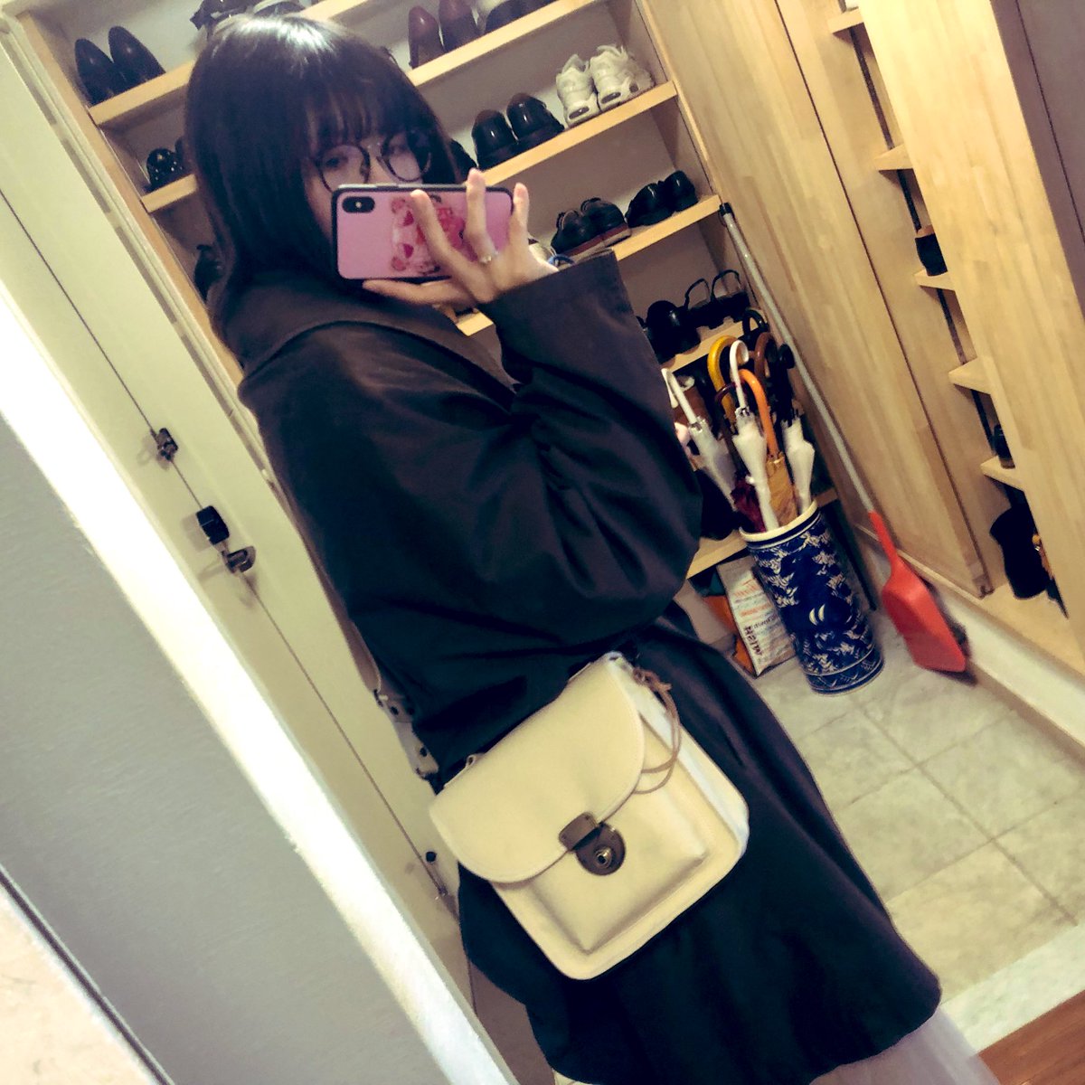 aoiaoihoshi's tweet photo. 今日は奇跡的にお迎えできたこの子とお出かけ。かわいい…めっちゃかわいい…
#oldenmini
#ケントハシグチ https://t.co/1Ry8BNlZ4R