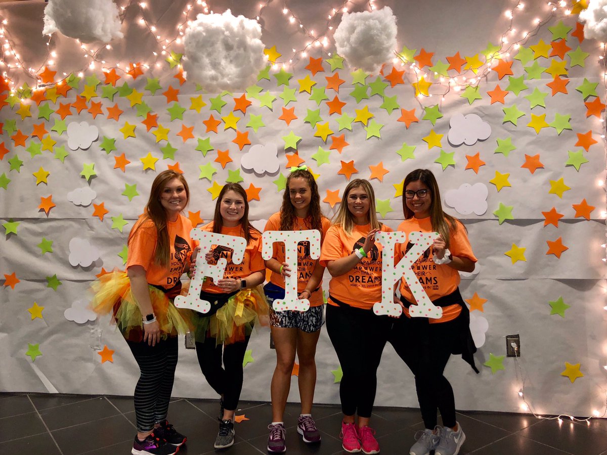 autumy_3's tweet photo. Itβs the best day ever with the best kiddos to make miracles happen!! ππ§‘ #SAUDM7 https://t.co/6X9LQ5aYF3