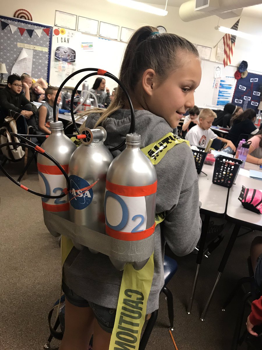 MrsCox5thgrade's tweet photo. Oxygen tanks ready for Space Camp 2019 https://t.co/eFrQ3TPJFT