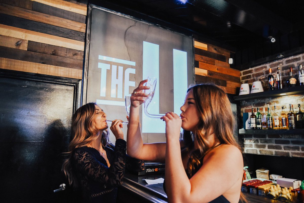 KaelinLeavitt's tweet photo. Grad pics at @TheUreno was necessary since I’ve cried at the U thinking I would never graduate https://t.co/DKhOmEs1fX