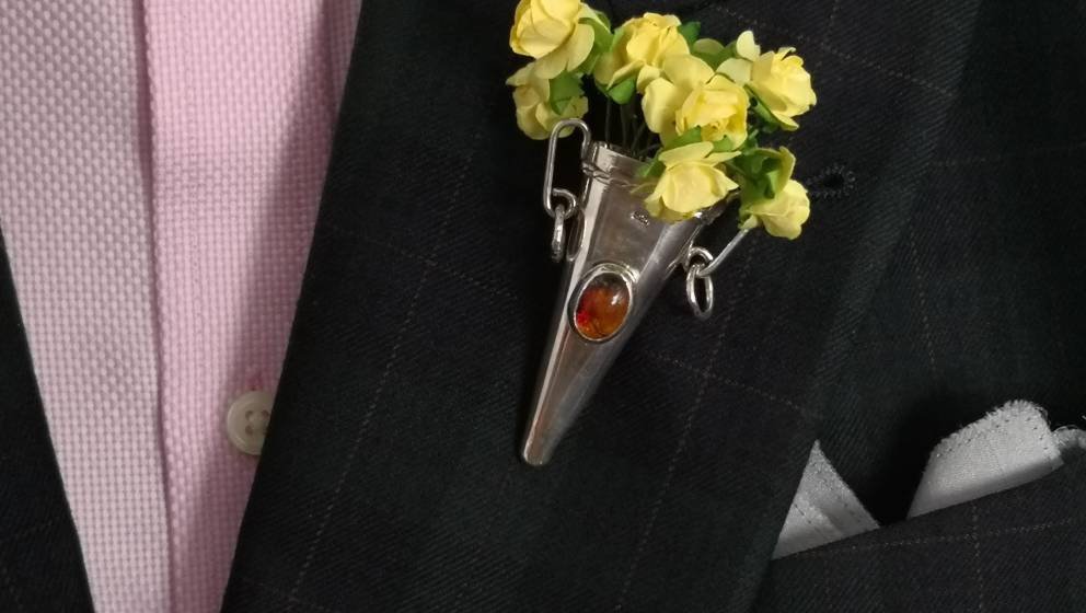 PatternHut's tweet photo. Excited to share the latest addition to my #etsy shop: Lapel pin boutonniere brooch handmade Poirot style sterling silver handmade jewellery Spring racing gift dapper fashion bespoke menswear https://t.co/QDWDOCBZNd #jewellery #silver #wedding #poirot #handmade #usnu https://t.co/u5brJEyDor