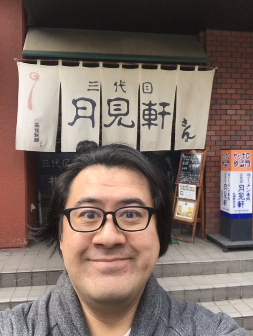 コンフィデンスマンjp の評価や評判 感想など みんなの反応を1時間ごとにまとめて紹介 ついラン