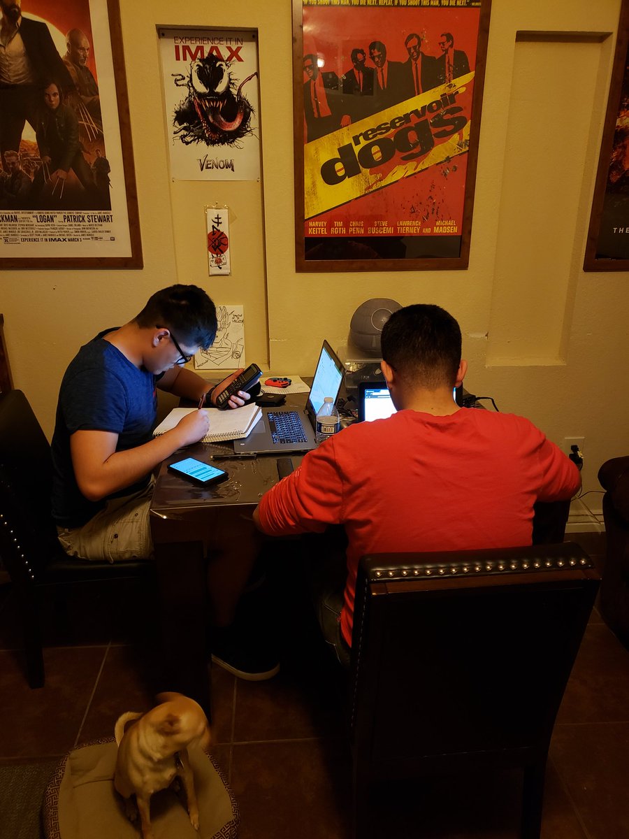 SAguirre_Hilley's tweet image. Late Night Coding 🤓  #SATA #ComputerGeeks