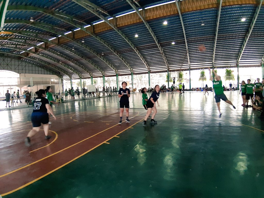 upstatsoc's tweet photo. Our StatSocers are currently showcasing their athleticism in various games and sports in this year's Stat Wars! 💪💚 #BanwaNgBakunawa #UgaUgaBakunawa #StatSocAt37 https://t.co/EUHkwDwkEo