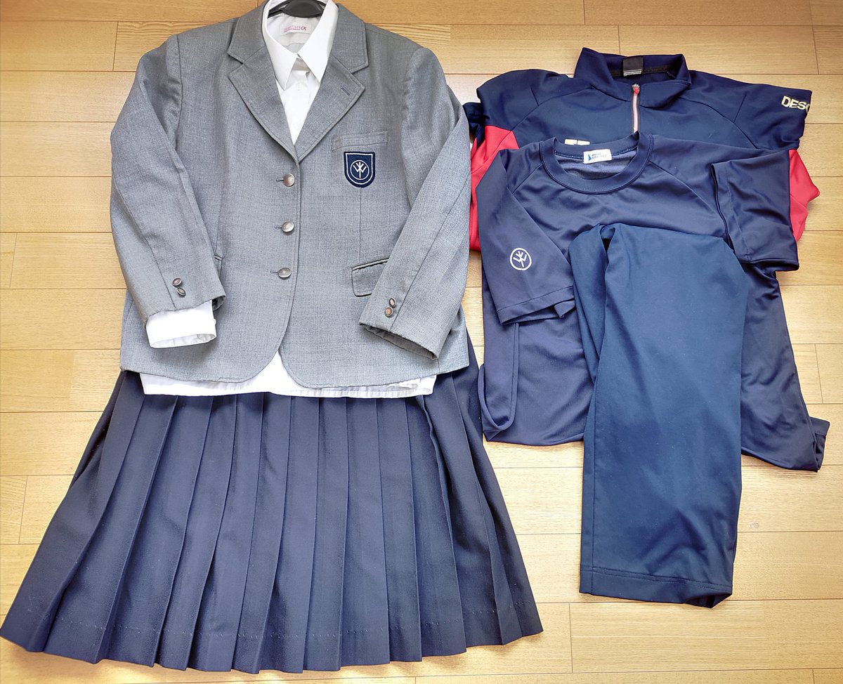 敬和学園高校（新潟県）の制服セットを買い取らせて頂きました！指定品