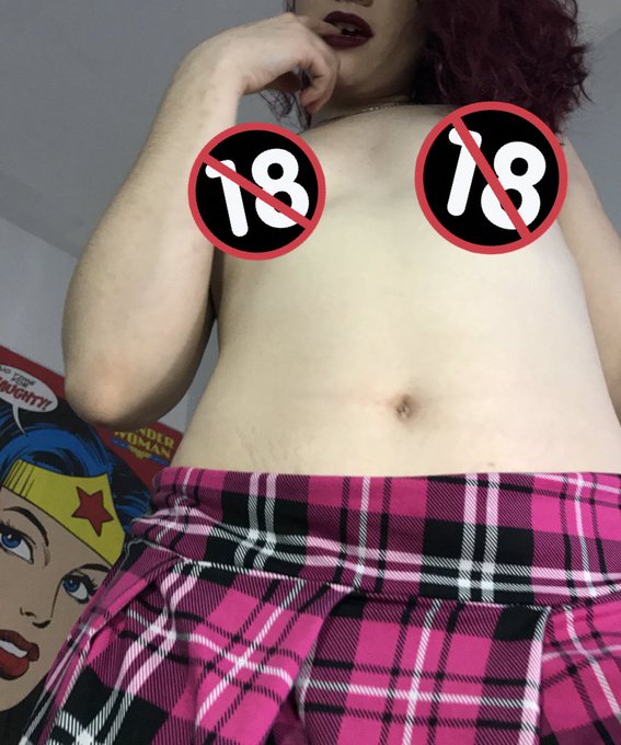 #Follow me! #SaturdayVibes #adultsnapchat 😘 https://t.co/QODr2UhetY<a href="/tag/follow"class="tags">#Follow</a><a href="/tag/saturdayvibes"class="tags">#SaturdayVibes</a><a href="/tag/adultsnapchat"class="tags">#adultsnapchat</a>