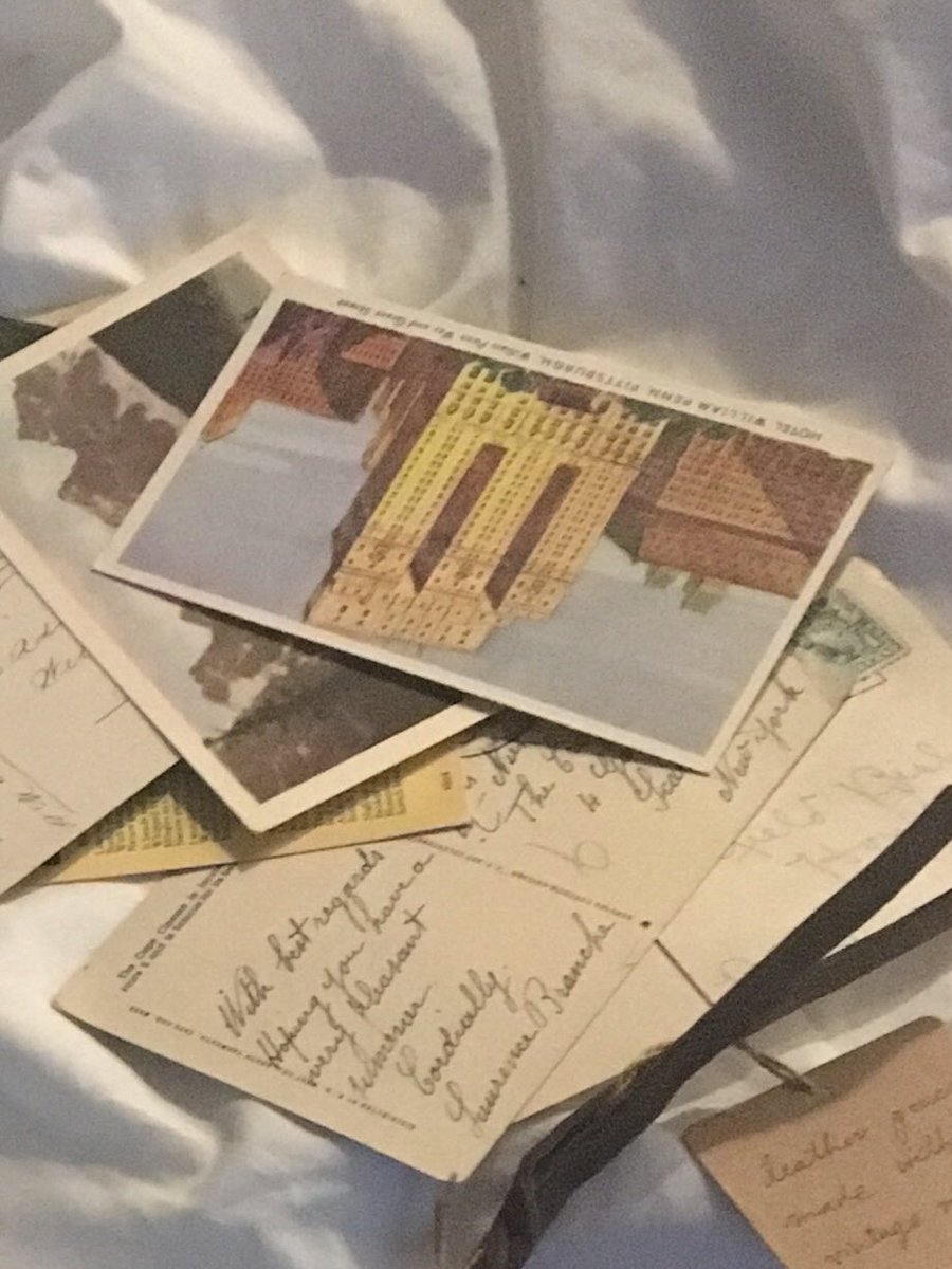 LWEstudio's tweet photo. Just picked up some sweet old postcards for a writing workshop I’m putting together!! Stay tuned for “writing between the objects: giving voice to fragmented memories.” It’s going to be incredible. In person, in Vancouver, 10 spots, summer 2019. #LearnWritingEssentials. https://t.co/9kjCg20HWb