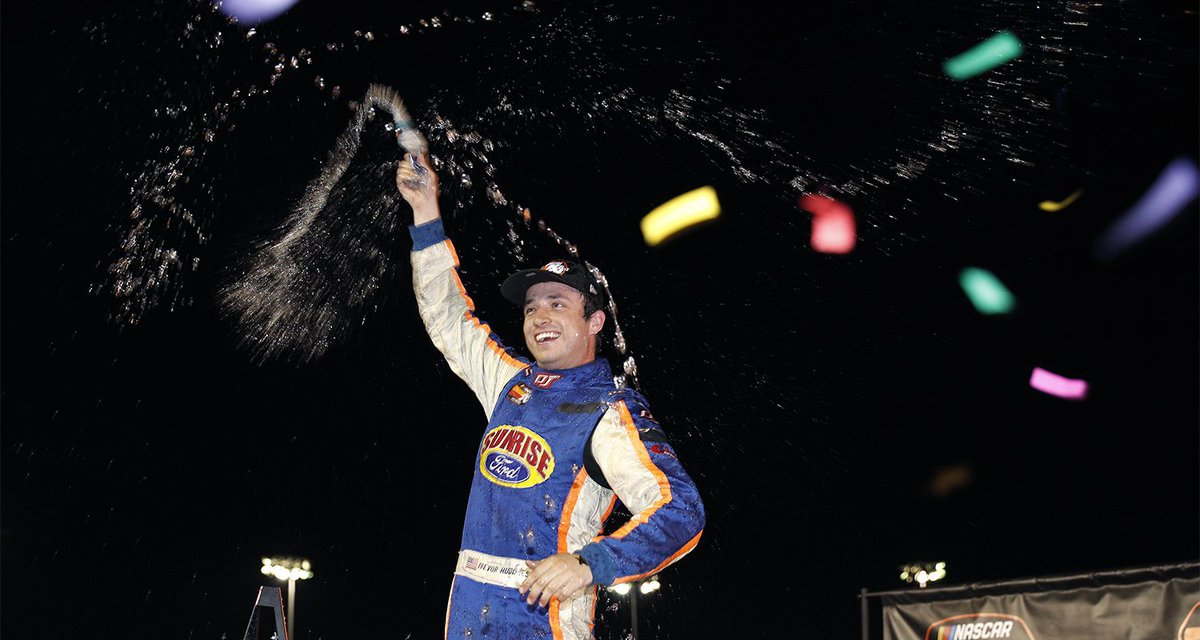 NewsFromThePits's tweet photo. .@TrevorHudd50 Earns First Victory at Home Track in Photo Finish --> https://t.co/nCOgrCiZk7

#NASCAR #KNWest #NKNPS #NKNPSW #ENEOSNapaAuto150 https://t.co/poV0OPhSzy