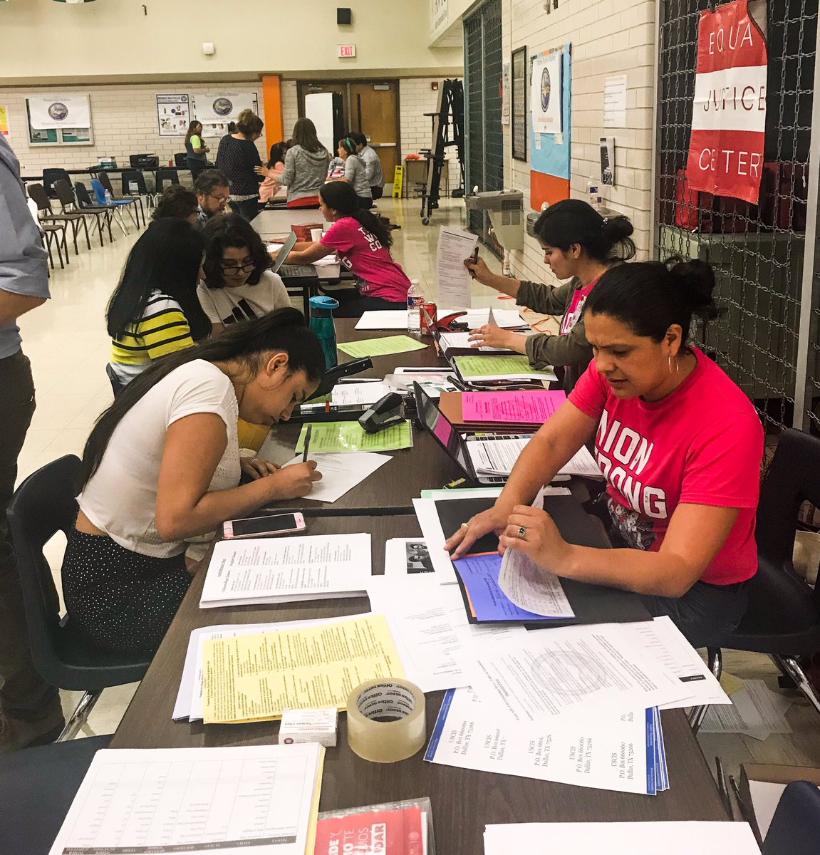 profe_c's tweet photo. Union led Citizenship clinic in Austin, TX a huge success! Congrats @MontseTXAFLCIO @TexasAFLCIO
Affiliates, community partners & volunteers who made today possible. Helping the over 1 million Texan LPRS eligible 4 naturalization one #FutureCitizen & #FutureVoter at a time https://t.co/r63ZmGLQXH