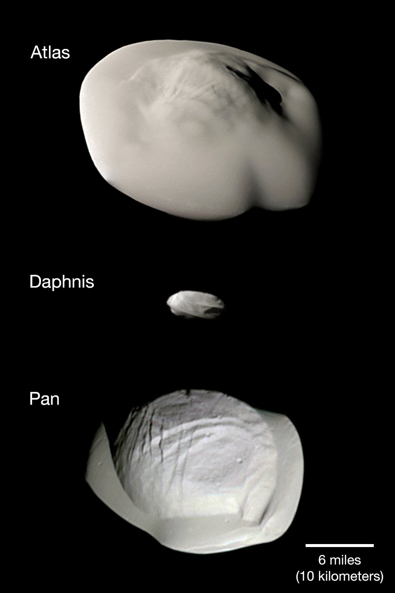 danielporter731's tweet photo. @NASAMoon @NASA @CassiniSaturn #MoonsOfSaturn https://t.co/FXAL0zhz3r