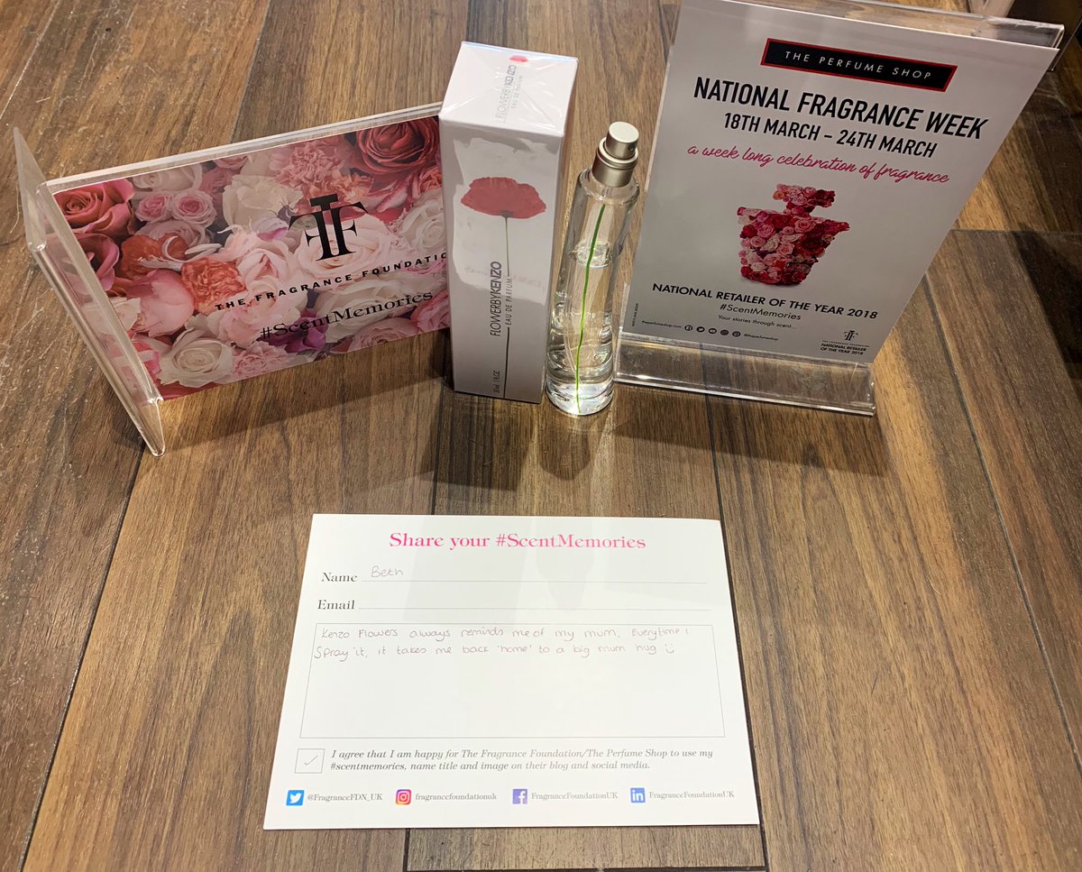 KingwellB's tweet photo. #NationalFragnaceWeek #TPSNFW #Scentmemories Kenzo Flowers always reminds me of my mum 😊@TPSPeople @FragraceFoundation https://t.co/OhCYGFbBHG