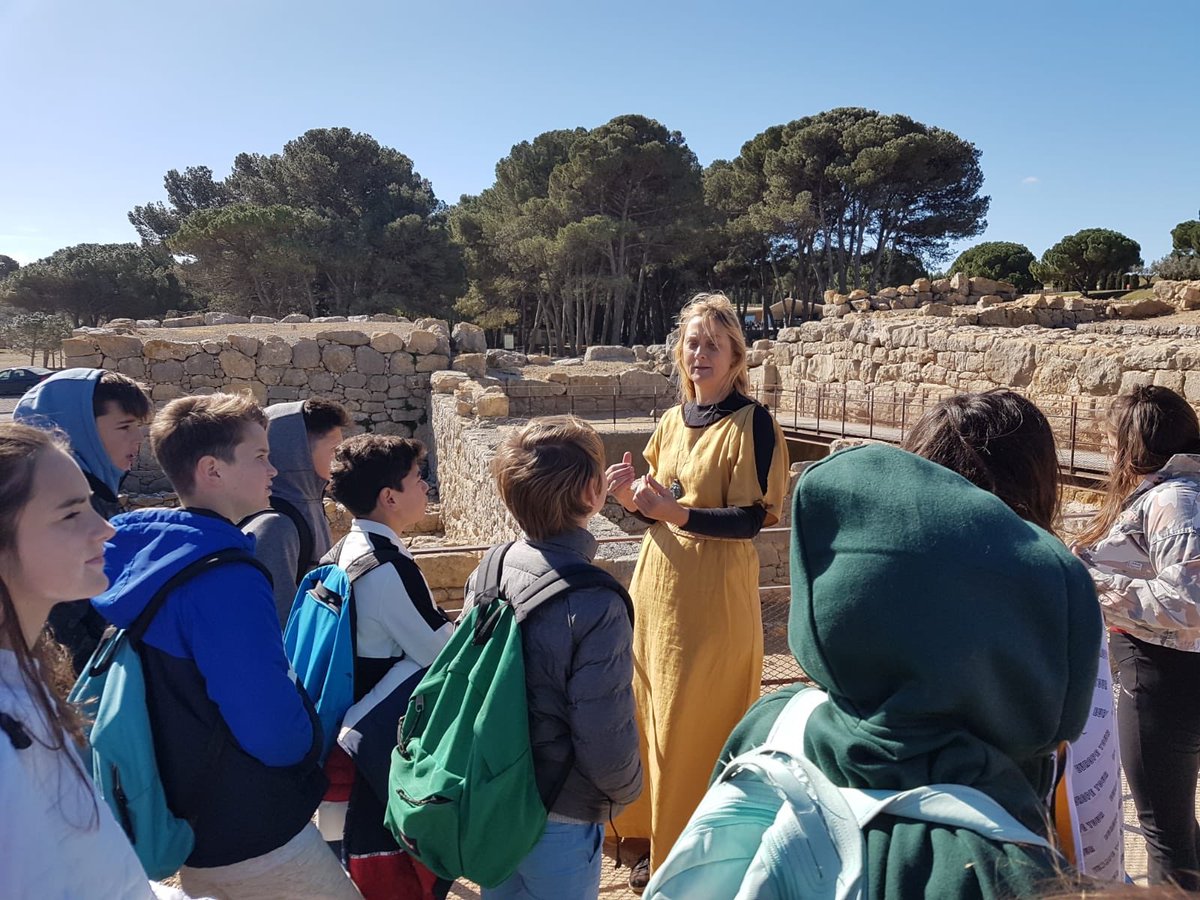 Cemporda's tweet photo. #1resocee1819 Avui a Empúries https://t.co/h3DSxBie92