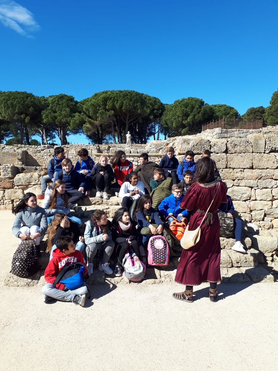 Cemporda's tweet photo. #1resocee1819 Avui a Empúries https://t.co/h3DSxBie92