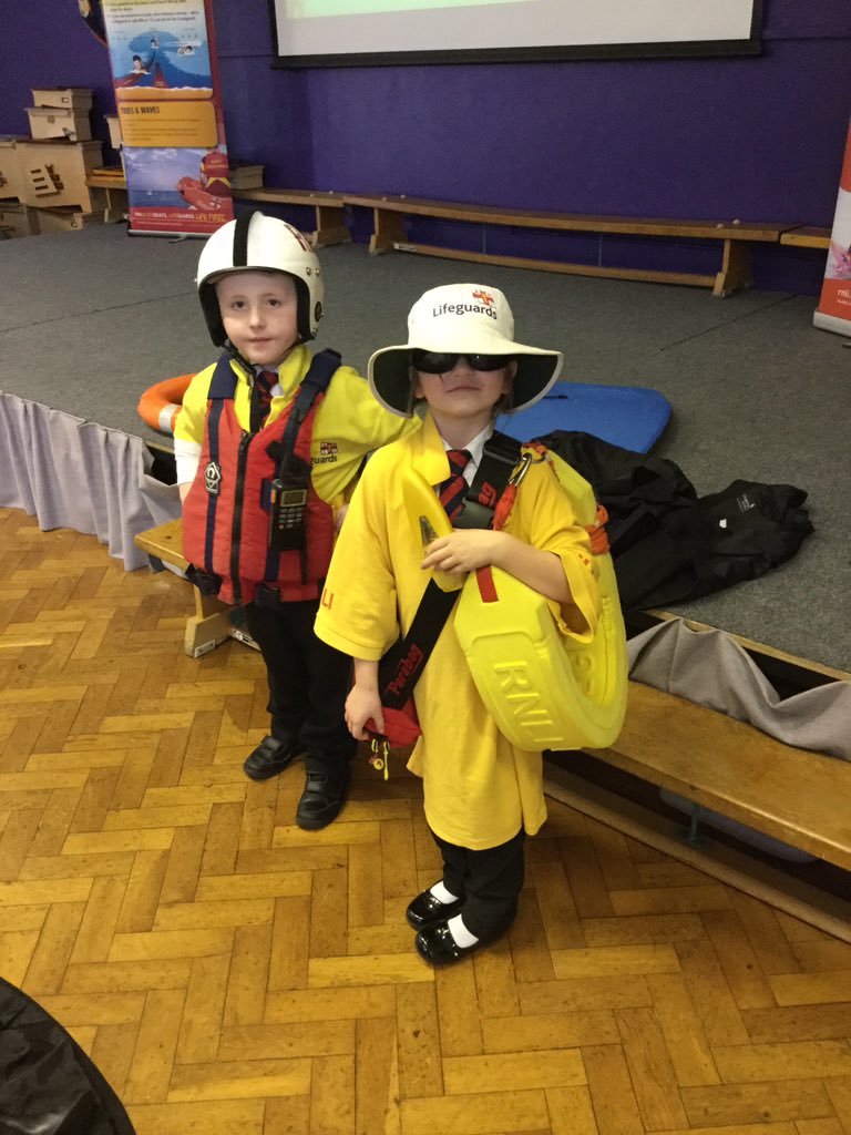 NS1LD's tweet photo. We know how to stay safe near water! @nsprimary @MrsTurnbull1 https://t.co/n4P5icPaab