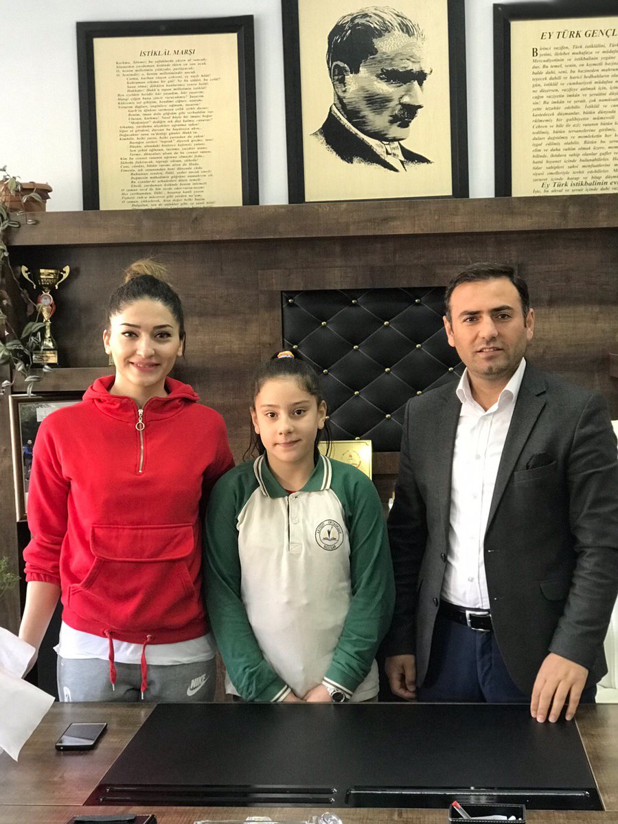 Bağcılar Akyiğit Ortaokulu (@akyigitlar) on Twitter photo Okulumuz öğrencisi Elif Nur Topçu Okullar arası Wu-shu Müsebakasında Yıldızlar grubunda İstanbul 1.si olmuştur..Öğrencimizi tebrik eder; başarılarının devamını dileriz.<a href="/MustafaEldivan/">MustafaEldivan</a> @19MSTFYLMZ <a href="/BagcilarMem/">Bağcılar İlçe Milli Eğitim Müdürlüğü</a> Okulumuz öğrencisi Elif Nur Topçu Okullar arası Wu-shu Müsebakasında Yıldızlar grubunda İstanbul 1.si olmuştur..Öğrencimizi tebrik eder; başarılarının devamını dileriz.<a href="/MustafaEldivan/">MustafaEldivan</a> @19MSTFYLMZ <a href="/BagcilarMem/">Bağcılar İlçe Milli Eğitim Müdürlüğü</a>
