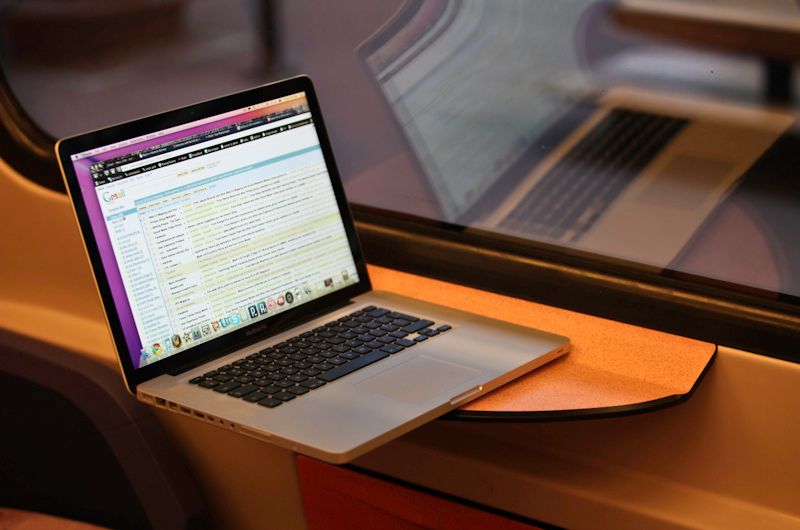 What does Payment Details, Selfies and Top Secret Files have in common?.. They can all be stolen with ease if you lose your Laptop.

Contact us today to Encrypt your PC. Be smart. Stay safe. Call 1st Byte on 01904 890 690 or email us at support@1st-byte.com

#Encryption #Security